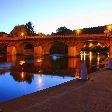 Logis Le Cygne Отель 2*