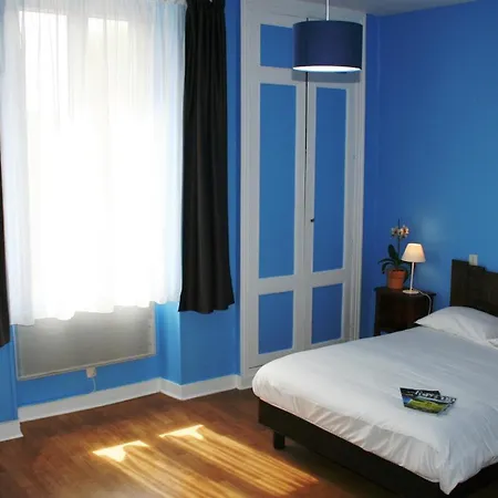 Otel Logis Le Cygne 2*