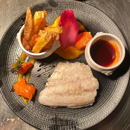 Logis Le Cygne 酒店