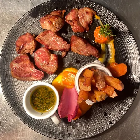 Otel Logis Le Cygne 2*