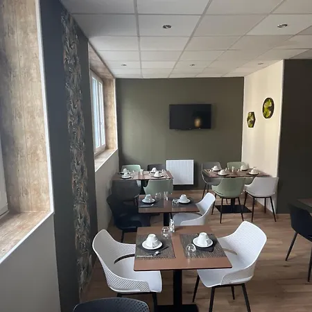 Logis Le Cygne Otel 2*