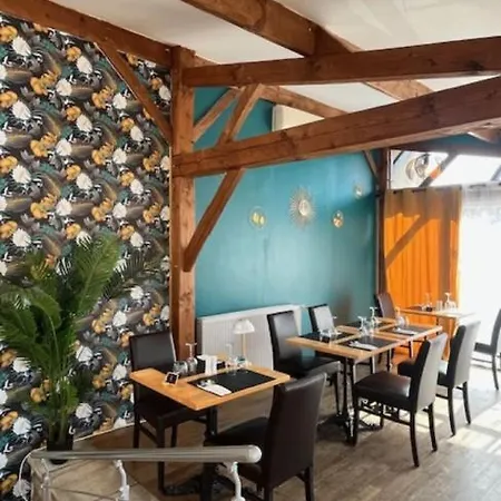 Logis Le Cygne Otel 2*