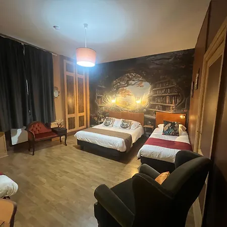 Logis Le Cygne 2* Le Bugue