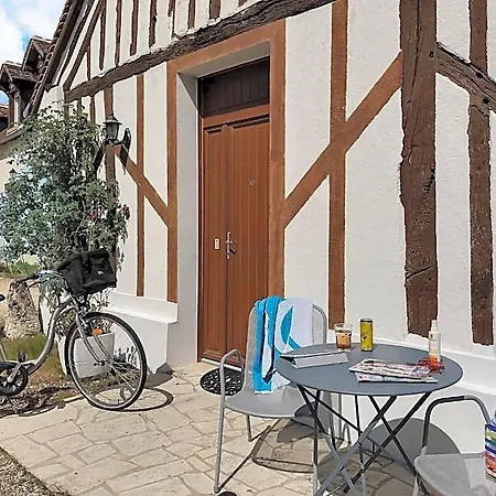 Logis Le Cygne 2*