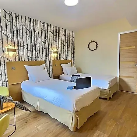 Hotel Logis Le Cygne