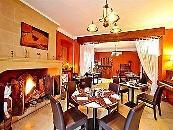 Otel Logis Le Cygne 2*