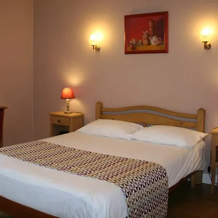 酒店 Logis Le Cygne 勒布奎