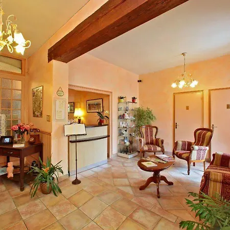 Otel Logis Le Cygne Le Bugue