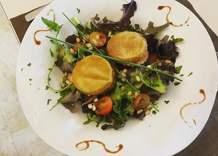 Hotell Logis Le Cygne