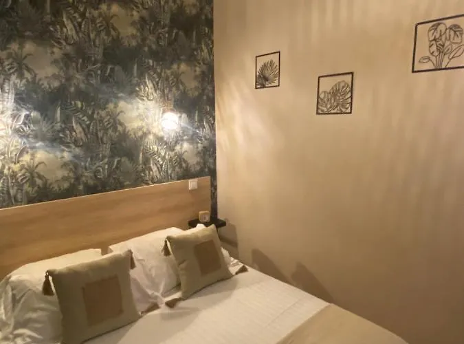 Logis Le Cygne Hotell