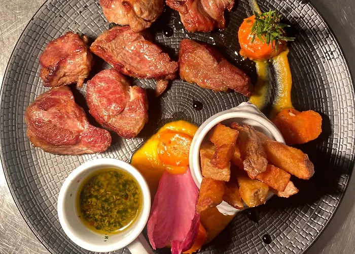 Hotell Logis Le Cygne 2*