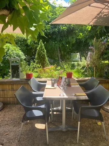 Logis Le Cygne 2* Le Bugue