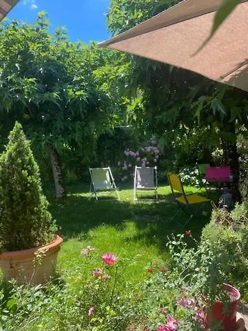 Hotell Logis Le Cygne 2*