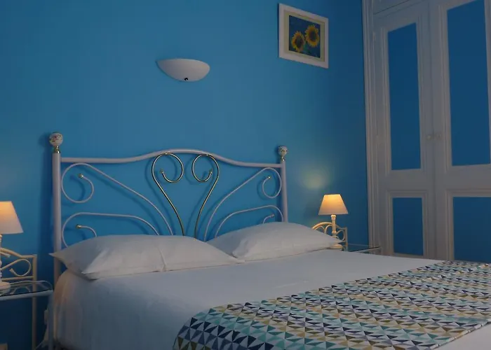 Logis Le Cygne 酒店 勒布奎