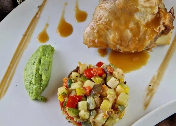 Logis Le Cygne Hotell 2*